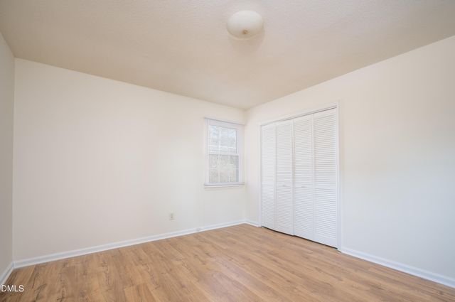 1002 Willow Drive 16, Chapel Hill, NC 27514