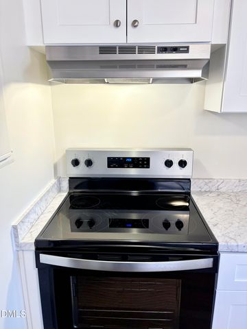 1002 Willow Drive 16, Chapel Hill, NC 27514