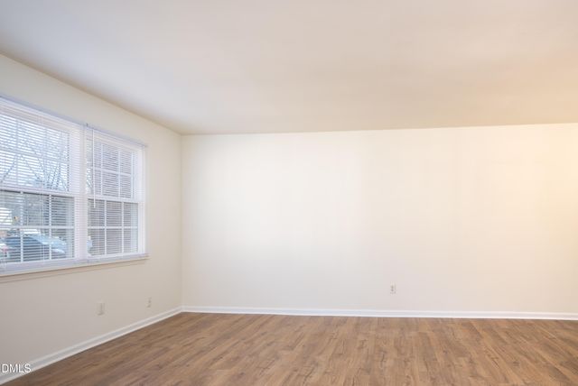 1002 Willow Drive 16, Chapel Hill, NC 27514