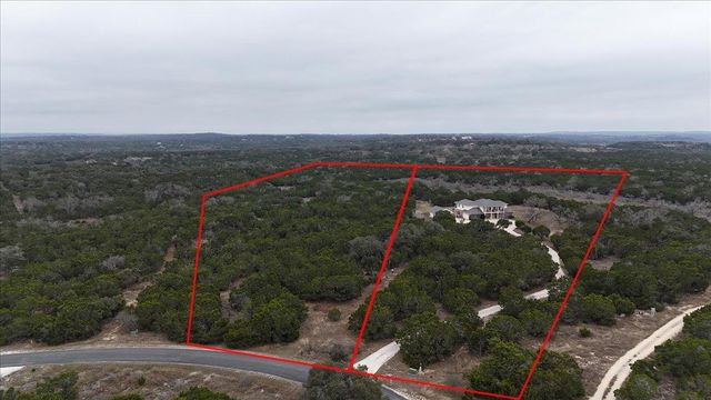 140 Cave Springs RD, Wimberley, TX 78676