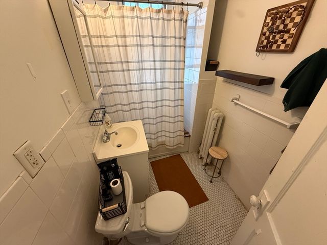 1111 Boylston Sat. 25, Boston, MA 02115