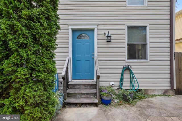 438 W FRONT ST, Florence, NJ 08518