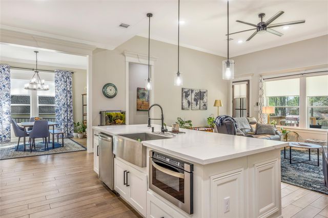 70 Highland Point Drive, Montgomery, TX 77356