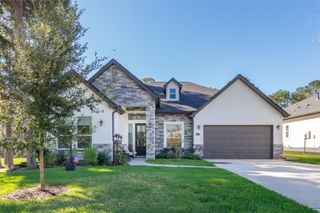 70 Highland Point Drive, Montgomery, TX 77356