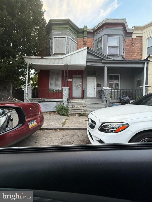 2124 S SHIELDS ST, Philadelphia, PA 19142