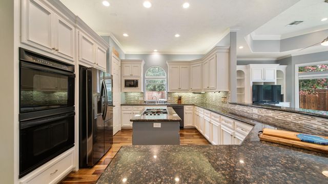 45 Sullivans Landing, Missouri City, TX 77459