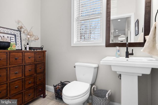 205 SHERWIN RD, Mullica Hill, NJ 08062