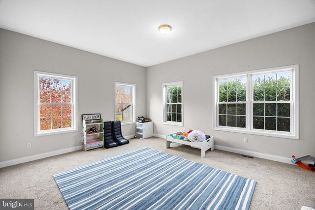 205 SHERWIN RD, Mullica Hill, NJ 08062