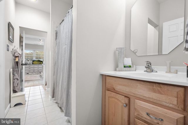 205 SHERWIN RD, Mullica Hill, NJ 08062