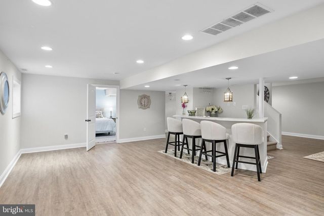 205 SHERWIN RD, Mullica Hill, NJ 08062