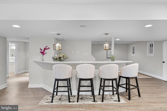 205 SHERWIN RD, Mullica Hill, NJ 08062