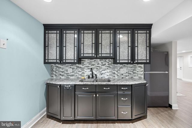 205 SHERWIN RD, Mullica Hill, NJ 08062