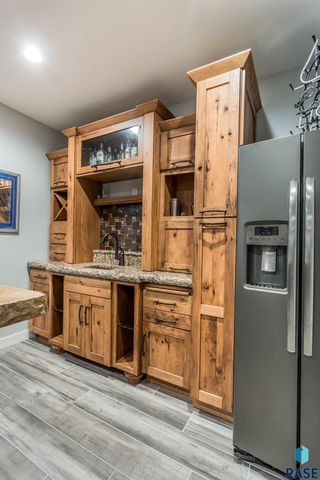 2824 E Sunflower Cir Circle, Brandon, SD 57005