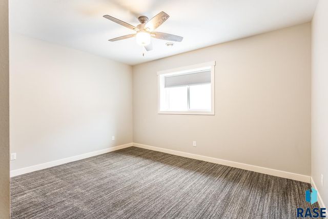 2824 E Sunflower Cir Circle, Brandon, SD 57005