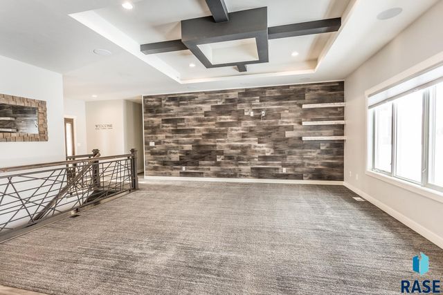 2824 E Sunflower Cir Circle, Brandon, SD 57005