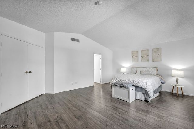 2940 Domino Way, Las Vegas, NV 89117