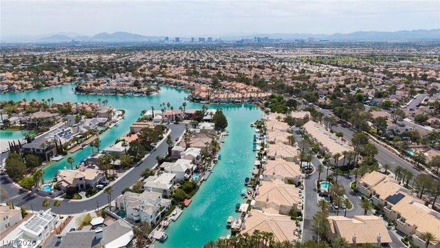 2940 Domino Way, Las Vegas, NV 89117