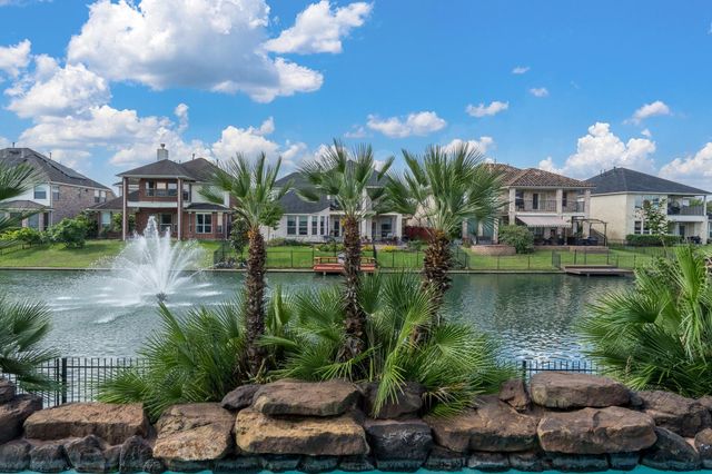 18119 Blues Point Drive, Cypress, TX 77429