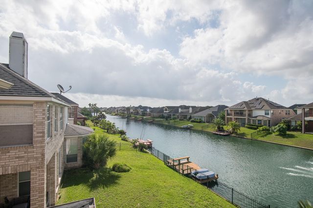 18119 Blues Point Drive, Cypress, TX 77429