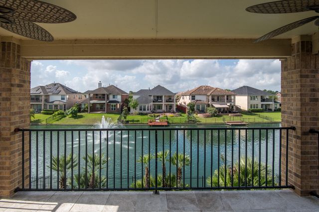 18119 Blues Point Drive, Cypress, TX 77429