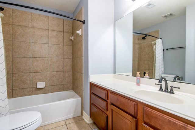 18119 Blues Point Drive, Cypress, TX 77429