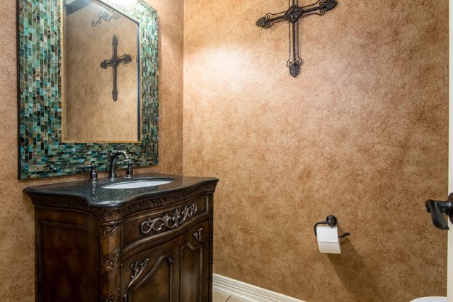 18119 Blues Point Drive, Cypress, TX 77429