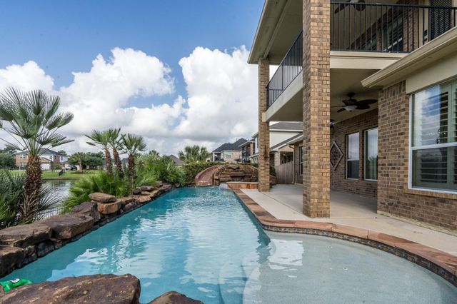 18119 Blues Point Drive, Cypress, TX 77429