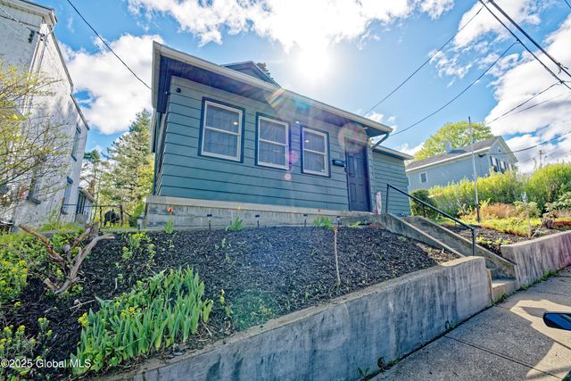 38 Defreest Avenue, Troy, NY 12180