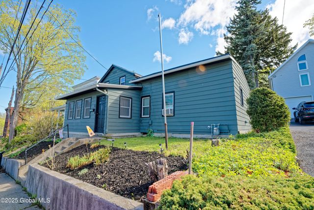 38 Defreest Avenue, Troy, NY 12180