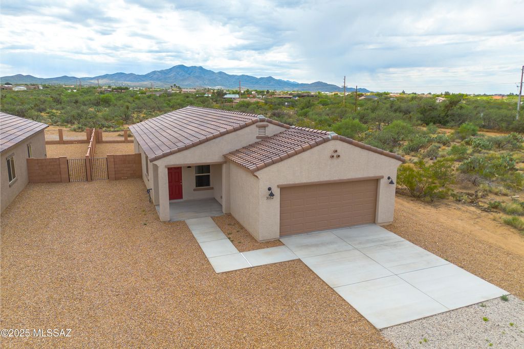 3152 E Andrada Road, Vail, AZ 85641