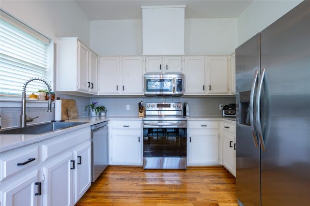 4030 Holland Avenue 8, Dallas, TX 75219