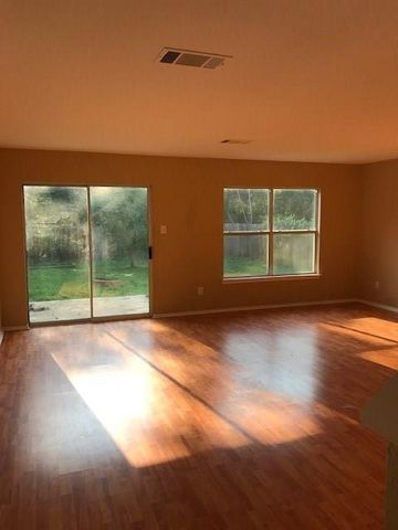 10501 Garbacz DR, Austin, TX 78748