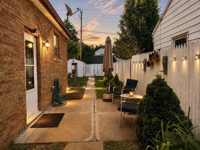 214 S 65th STREET, Milwaukee, WI 53214