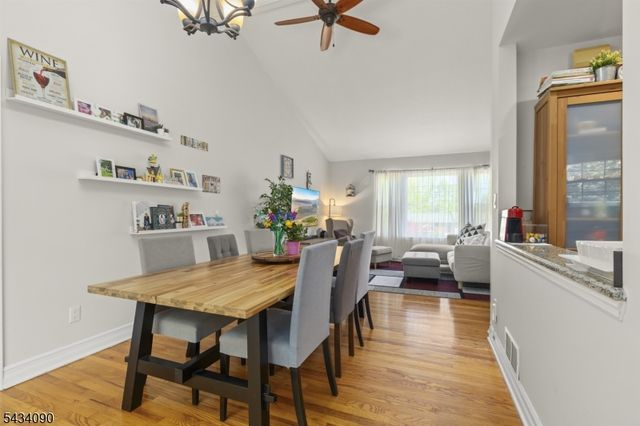 28 Ethan Dr, New Providence Boro, NJ 07974
