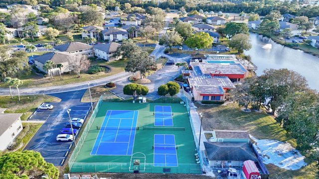 31 Lake Vista Trl Apt 104, Port St Lucie, FL 34952