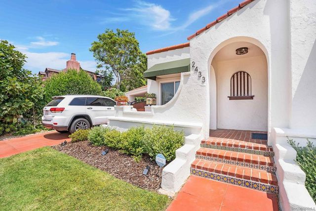 2433 San Marcos Ave., San Diego, CA 92104