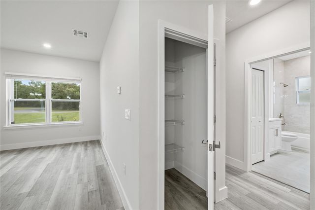 16497 SW 31ST STREET, Ocala, FL 34481