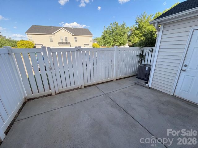 9510 Littleleaf Drive, Charlotte, NC 28215