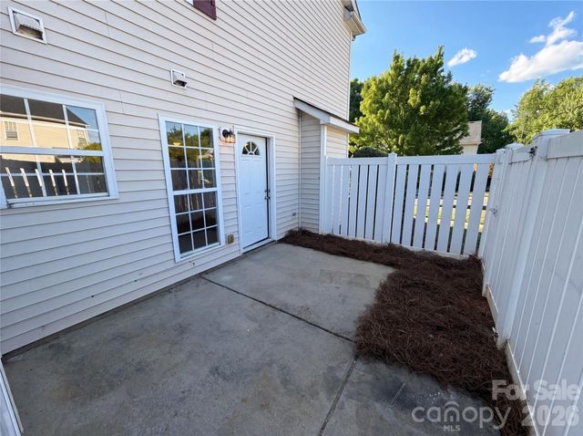 9510 Littleleaf Drive, Charlotte, NC 28215
