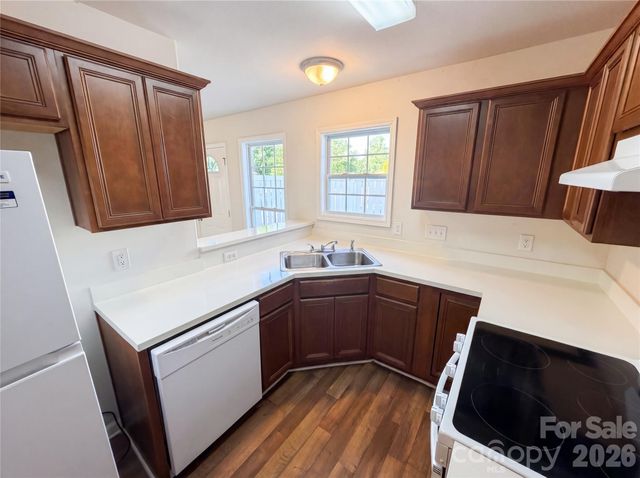 9510 Littleleaf Drive, Charlotte, NC 28215