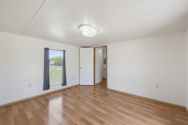 7305 Walden Drive, Joshua, TX 76058