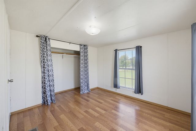 7305 Walden Drive, Joshua, TX 76058