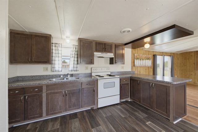 7305 Walden Drive, Joshua, TX 76058