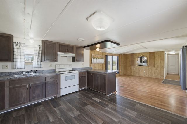 7305 Walden Drive, Joshua, TX 76058