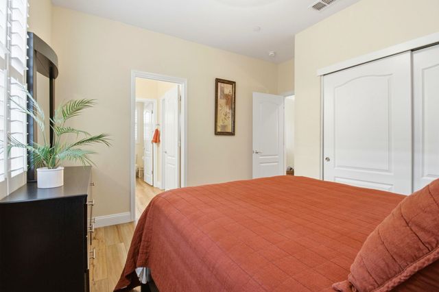 868 N San Remo Ln, Mountain House, CA 95391