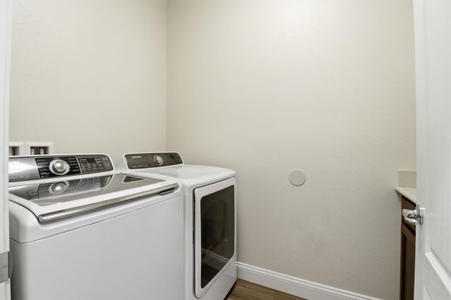 868 N San Remo Ln, Mountain House, CA 95391