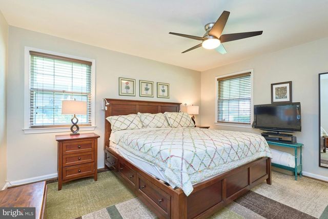 4118 WHISPERING LN, Annandale, VA 22003
