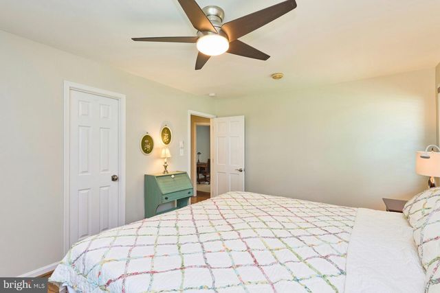 4118 WHISPERING LN, Annandale, VA 22003