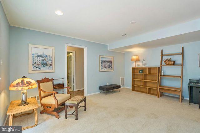 4118 WHISPERING LN, Annandale, VA 22003