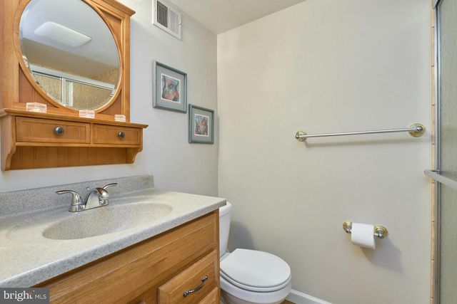 4118 WHISPERING LN, Annandale, VA 22003